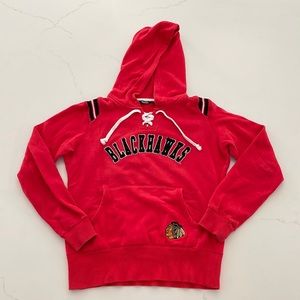 Blackhawks hoodie sweatshirt by Alyssa Milano size small